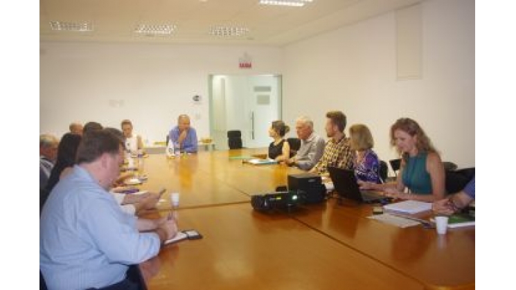 Núcleo de Relações Internacionais conhece case da Stuttgart e trabalho do consulado da Alemanha