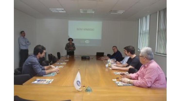 Acib recebe novos associados