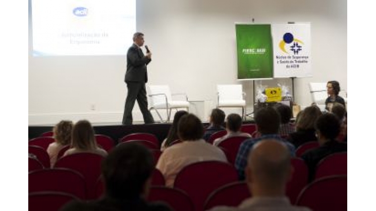 Especialistas defendem ergonomia como programa contínuo nas empresas
