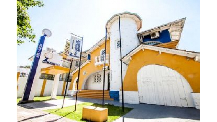 Associados da Acib concorrem a bolsa de estudo de 50% na Rockfeller