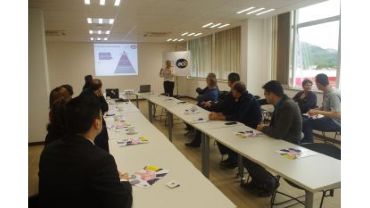 Acib recebe novos associados