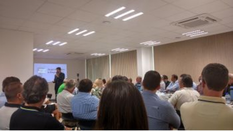 Diretoria da ACIB recebe informações sobre Programa de Desenvolvimento e Gestão de Resultados e Junior Achievement