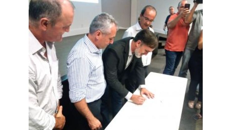 DNIT assina ordem de serviço para viadutos da Mafisa e do Badenfurt