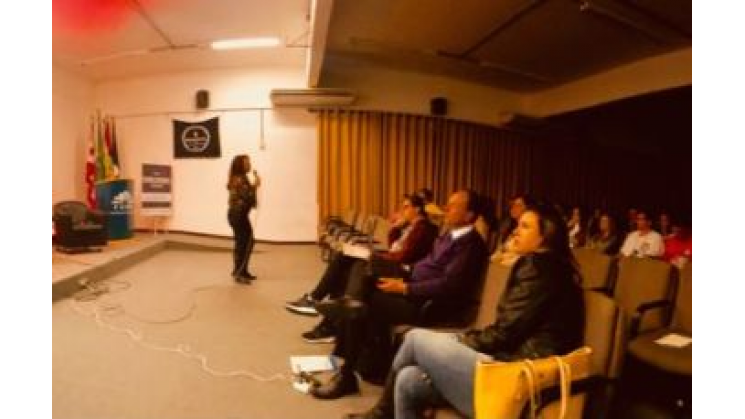 Núcleo de Marketing participa de Semana Acadêmica da Furb