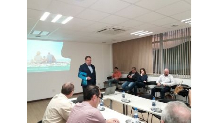 Unimed Blumenau mostra dados para diretoria e conselho da Acib