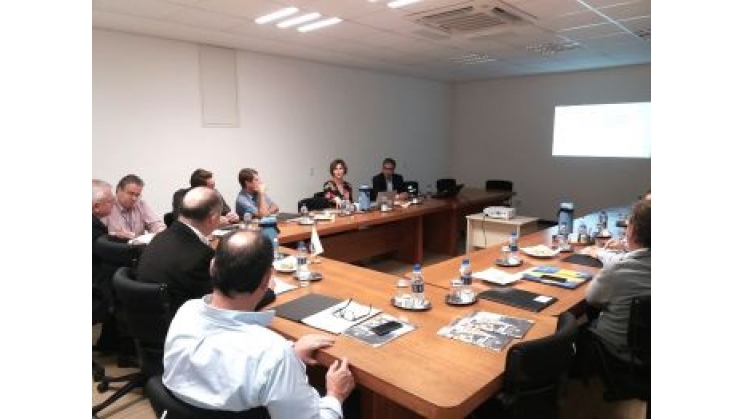 Pesquisa que traça perfil das startups do Vale do Itajaí é apresentada para diretoria da Acib