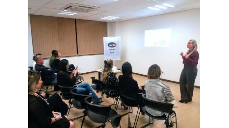 Núcleo Têxtil da Acib promove debate sobre Direito da Moda