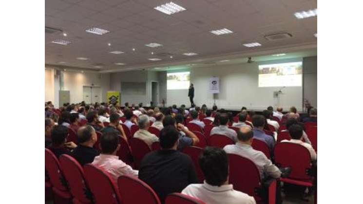 Circuito Banco do Brasil de Comércio Exterior reúne cerca de 150 empresários em Blumenau