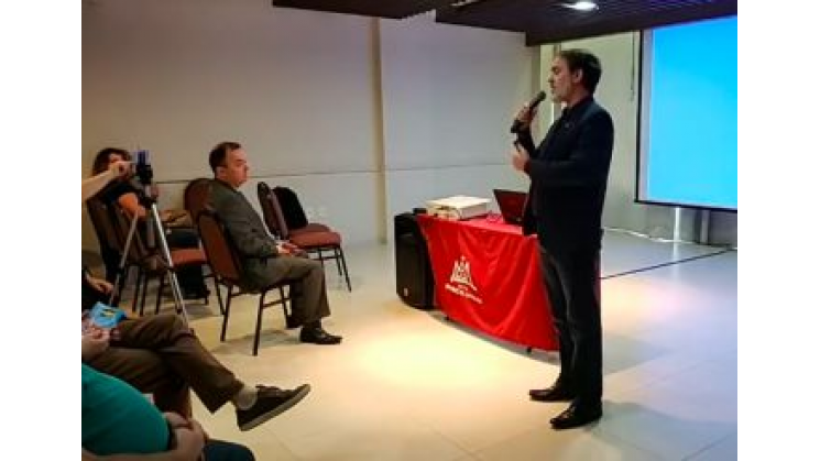 Comitê de Duplicação da BR-470 recebe superintendente do DNIT