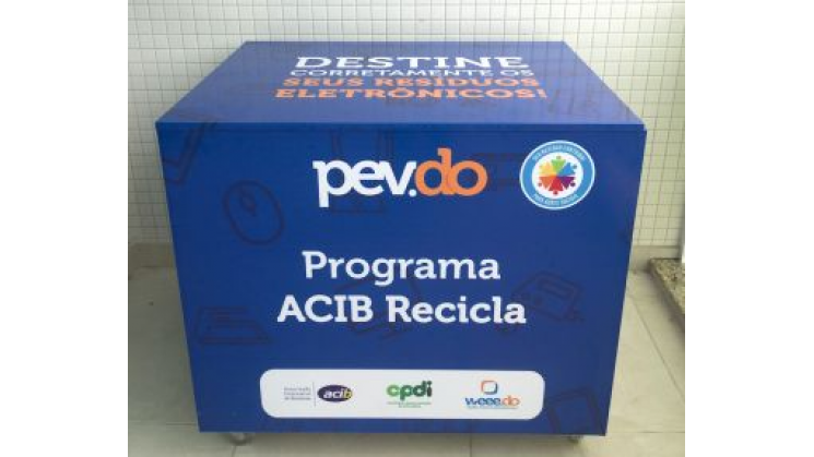 Acib ajuda a recolher 915 kg de resíduos eletrônicos