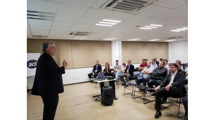 Evento na Acib orienta para atração de investimentos e crescimento de empresas