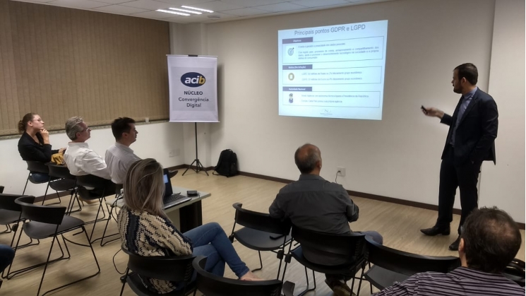 Núcleo de Convergência Digital debate Lei Geral de Proteção de Dados