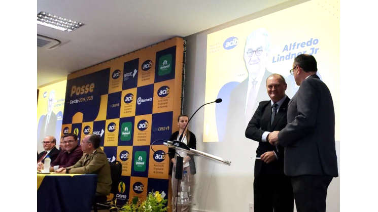 Avelino Lombardi e Renato Medeiros são reempossados para mais uma gestão à frente da Acib