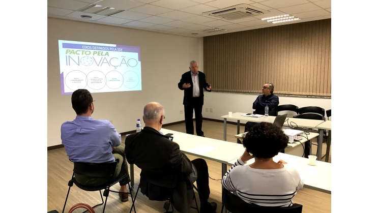 Presidente do Instituto Gene apresenta ações na Acib