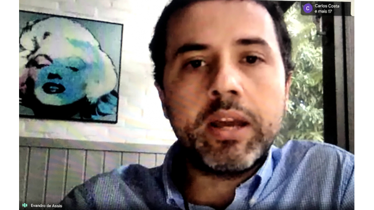 Jornalista Evandro de Assis analisa momento político em Santa Catarina