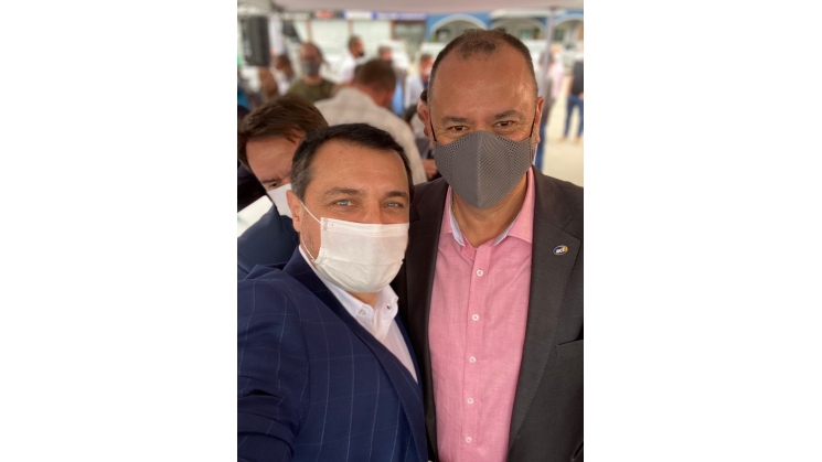 Presidente da Acib participa de assinatura de termo de cooperação com DNIT que garante recursos para a BR-470