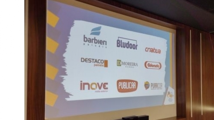 Núcleo de Mídia Exterior e Secretaria Municipal de Planejamento Urbano vão formar comitê para propor alterações à Lei da Publicidade