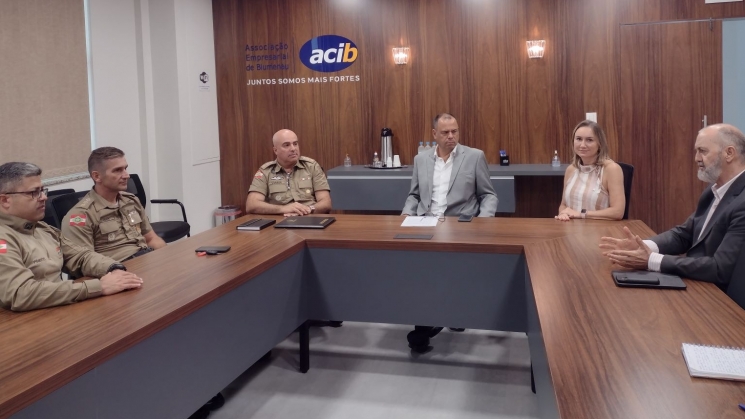 Presidência da ACIB recebe novo comandante do 7º CRPM