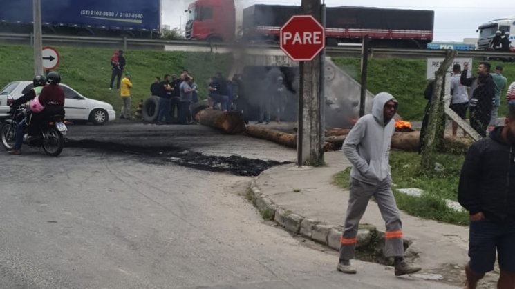 Nota de repúdio aos bloqueios das rodovias federais em SC