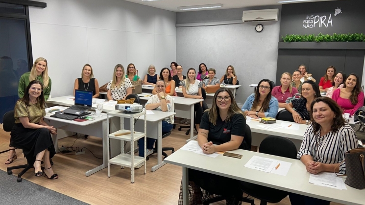 Núcleo Mulher Empresária da ACIB realiza reunião itinerante