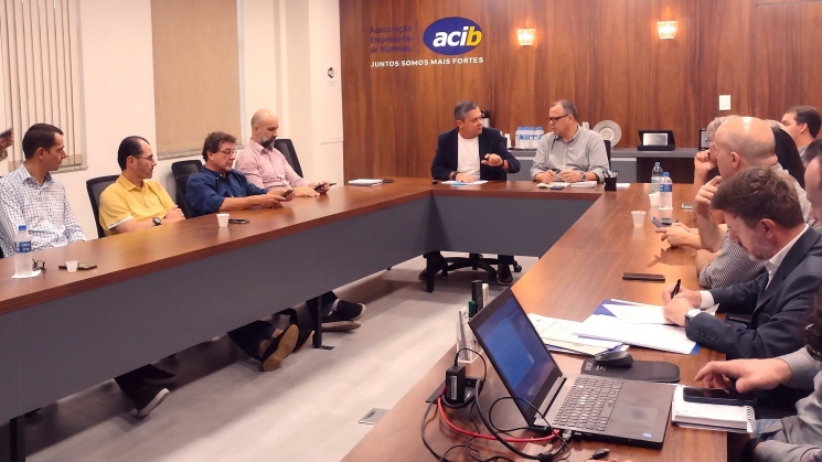 Diretoria da ACIB recebe o presidente da Câmara de Vereadores de Blumenau