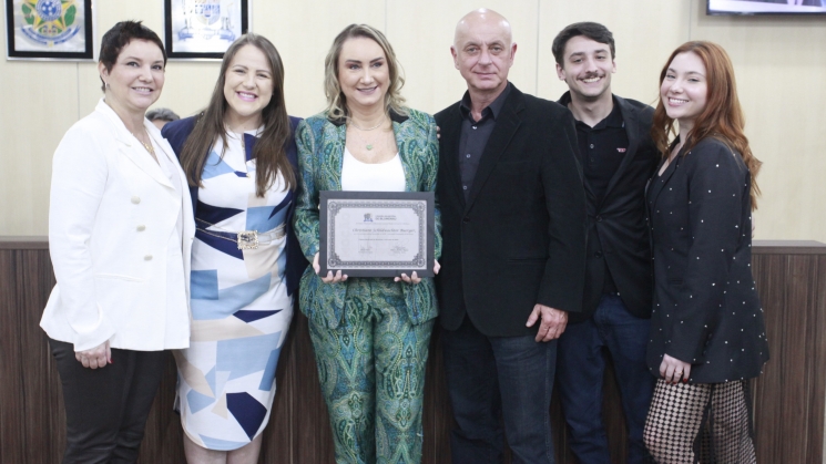 Presidente da Acib recebe homenagem da Câmara Municipal