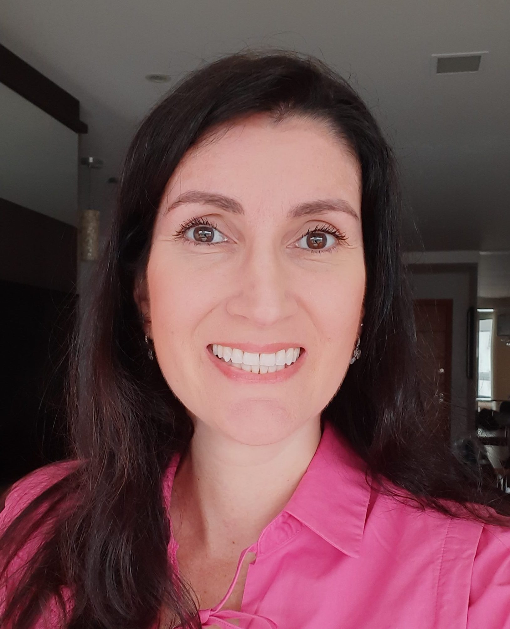 Andréia F. Boni Hostin