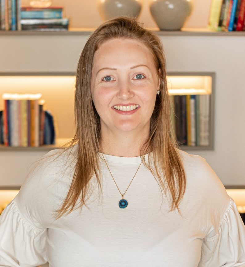 Juliana Buss Kuehl