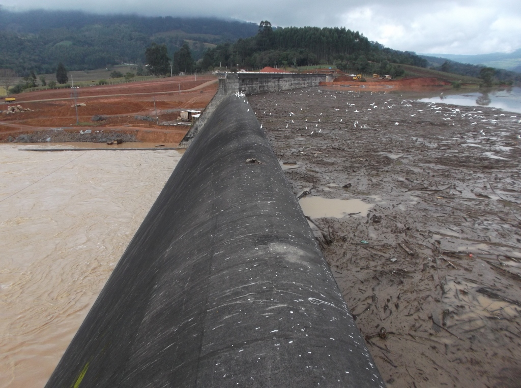 Barragens do Alto Vale voltam à pauta da Acib