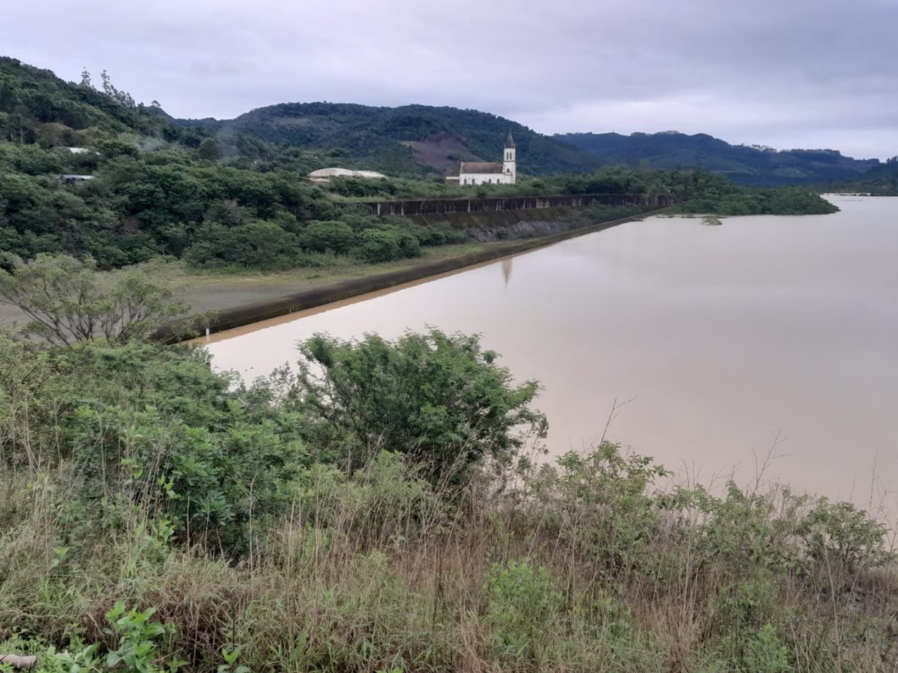 Audiência encaminha ações sobre barragens do Alto Vale