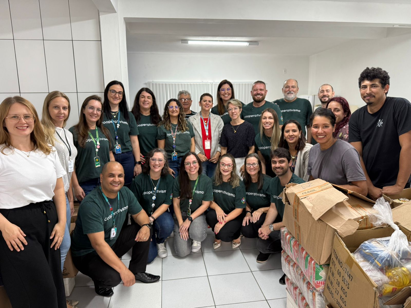 Campanha do Núcleo de Cooperativas da Acib arrecada mais de 3 toneladas de alimentos
