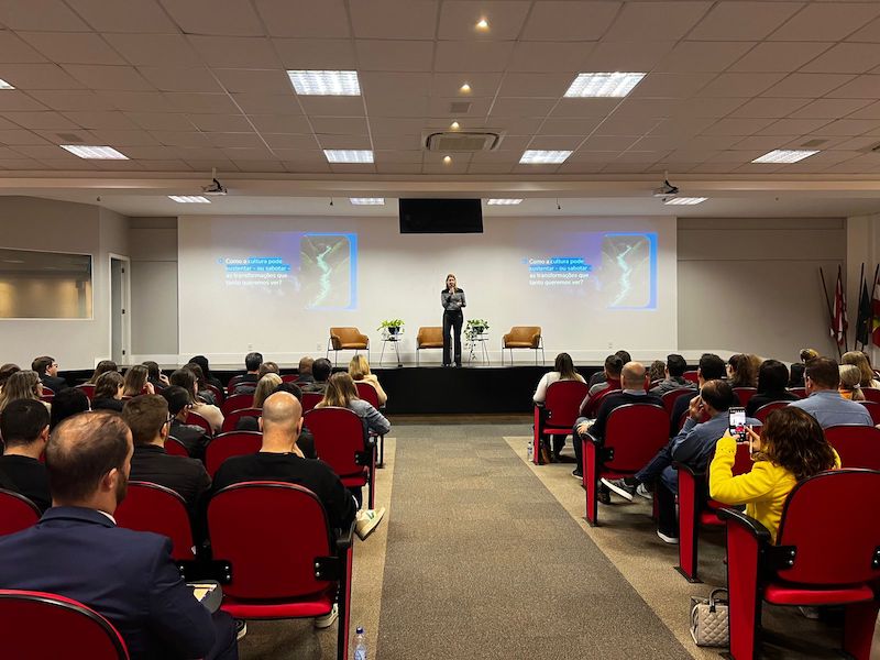 Liderança e Cultura: como conectar esses temas para a transformação da empresa