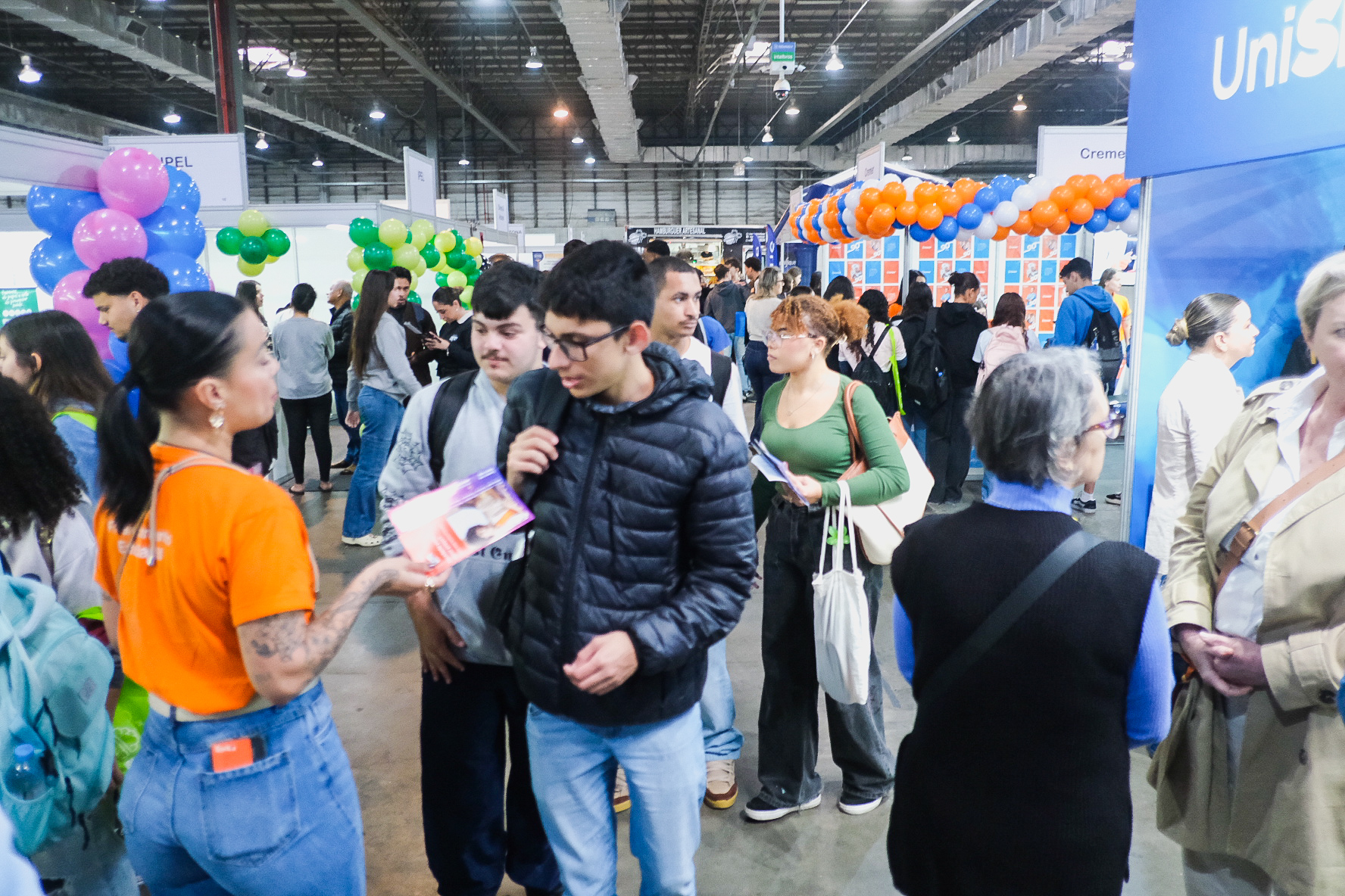 Feira de Educação Profissional e Feirão de Empregos bate recorde de público e reúne mais de 6 mil pessoas em Blumenau