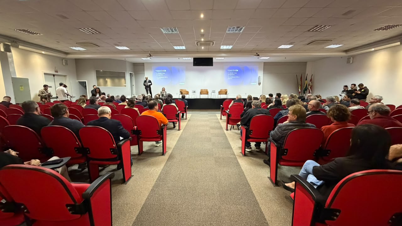 Conselho de Entidades de Blumenau recebe Jorginho Mello e candidatos da coligação Fé no Trabalho e Pé na Tábua